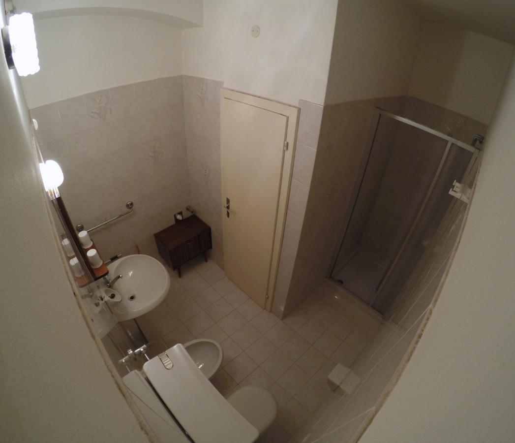 Residence Catullo Бецека Екстериор снимка